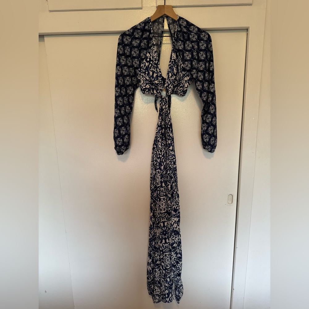 Abercrombie & Fitch Blue and White Tie Back Cut Out Maxi Dress XS - Picture 4 of 10